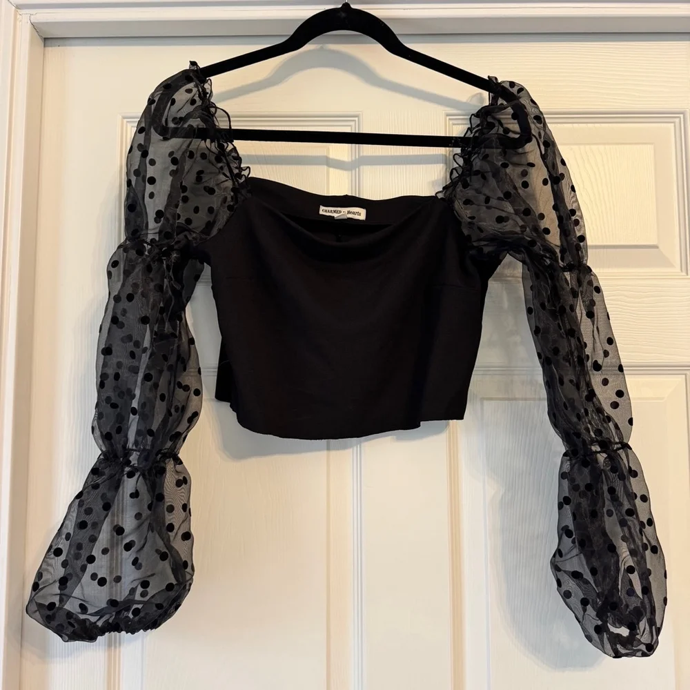 Women's Charmed Hearts Black Polka Dot Long Sleeve Crop Top Size M - Picture 1 of 5